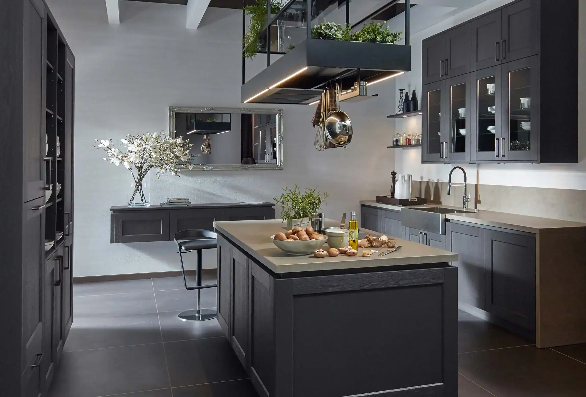 Basalt Eiche Kücheninspiration