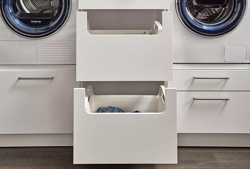 Hauswirtschaftsraum Wäsche Schrank