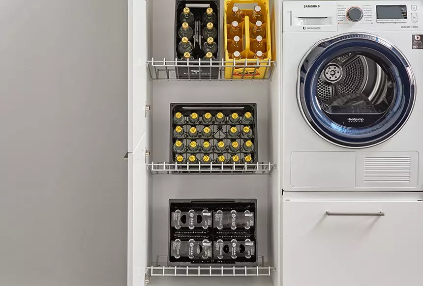 Getränke Schrank im Hauswirtschaftsraum