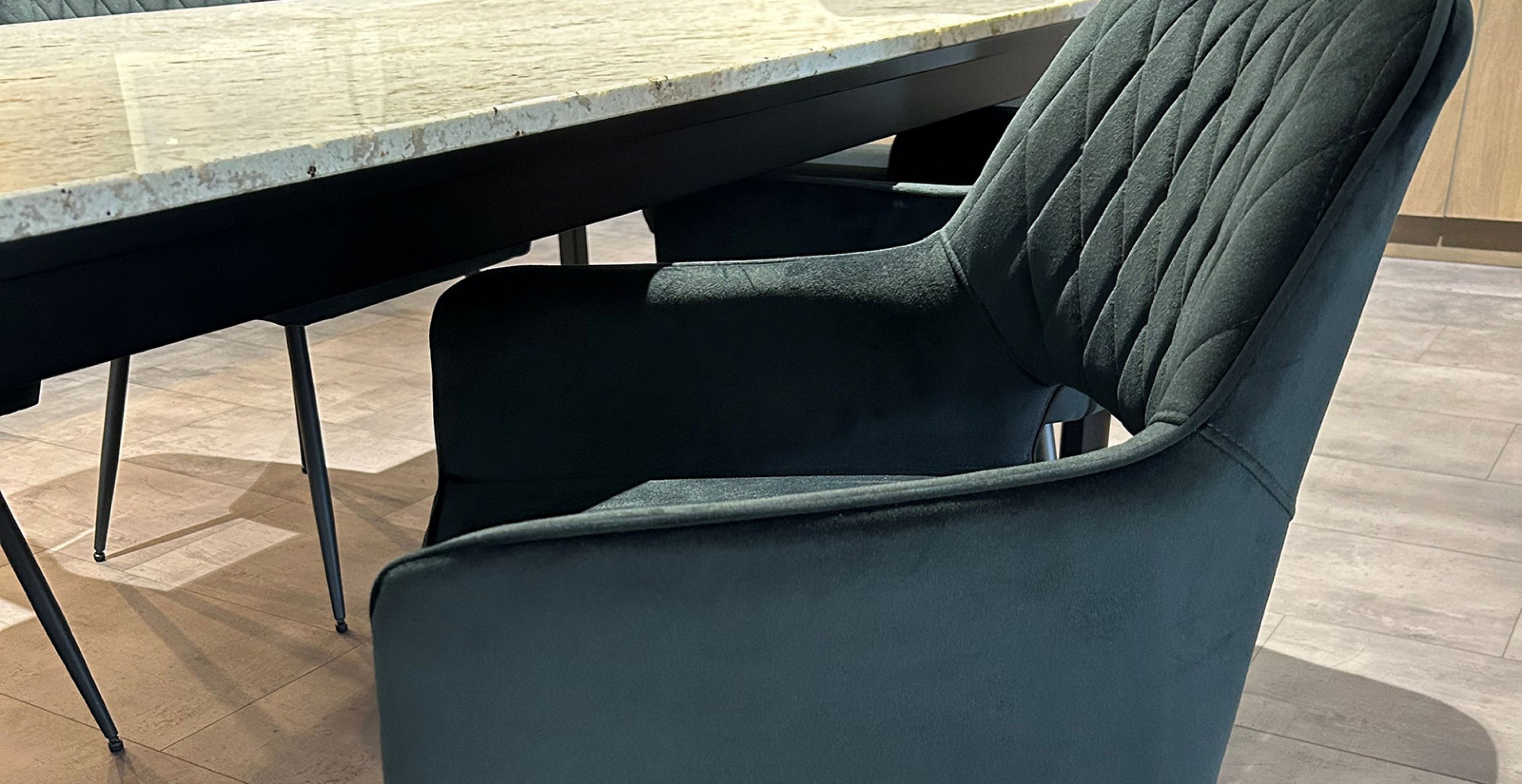 DON11_Sessel_grün.jpg