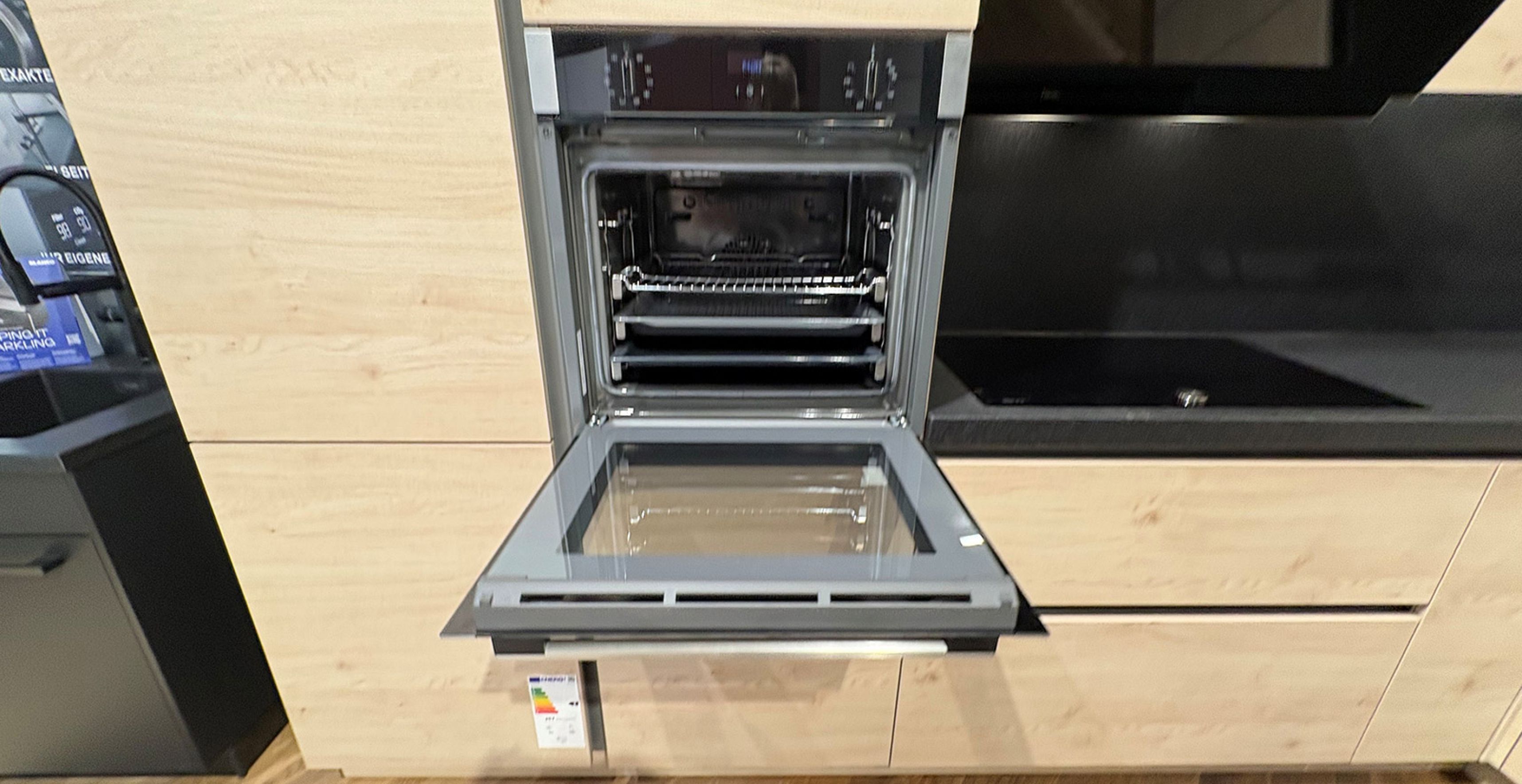 KN05_Backofen_offen.jpg