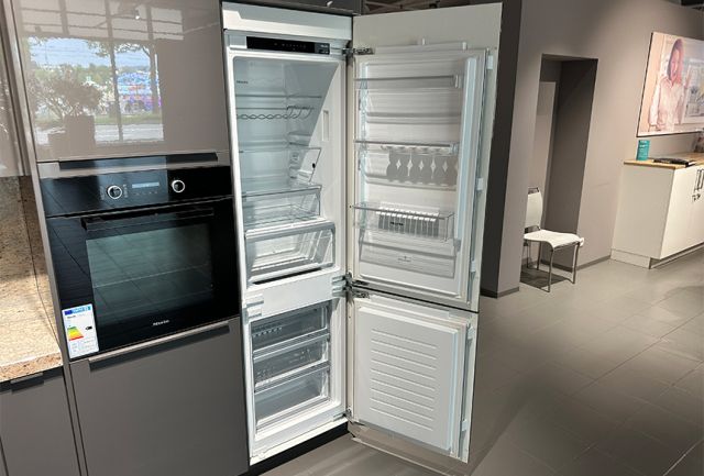 STNB12_Kühlschrank_T.jpg