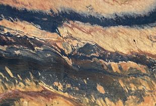 Naturstein Quarzite Miami rot