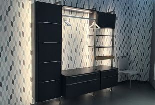 Nobilia Garderobe im Abverkauf mit Beleuchtung