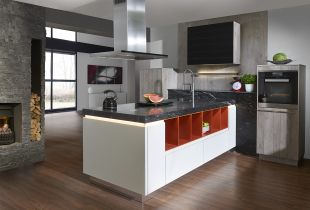 Marquardt Küchen: Inselküche Arctic Weiß Mit Black Cosmic Granit