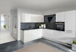 Marquardt Küchen: Klaßische L Küche Weiß Mit Naturstein Mystic Black